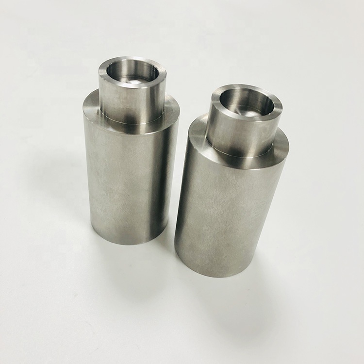 為保證手板模型金屬制品的硬度合適